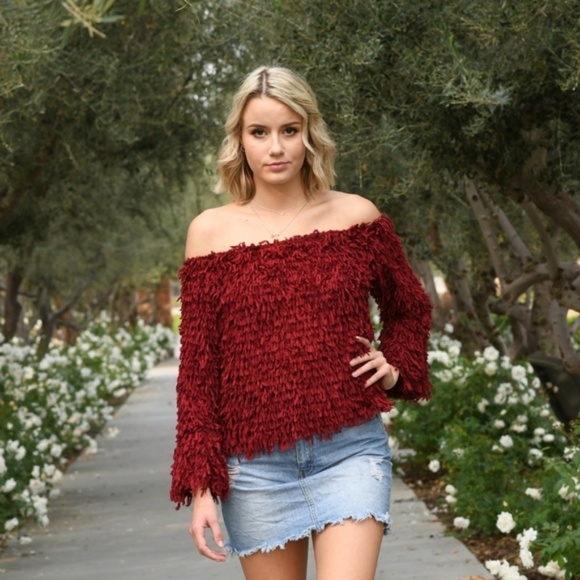 🤩Sale Fuzzy Fringe Top Off the Shoulder - Picture 1 of 5